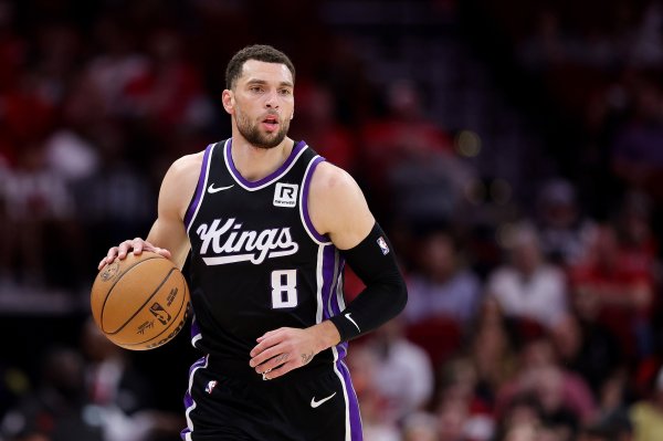 国王球星拉文阐扬出色体育集锦