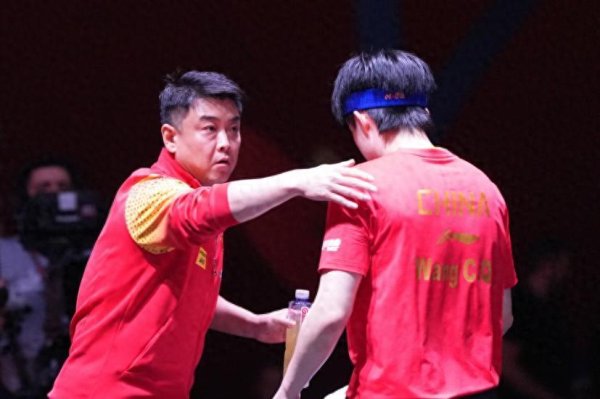 连拿9分径直11-2扳回一城体育集锦