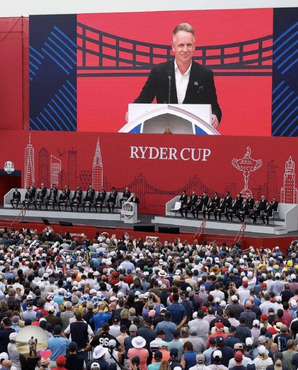 积淀的传统赋予队列超凡自信体育录像/图片