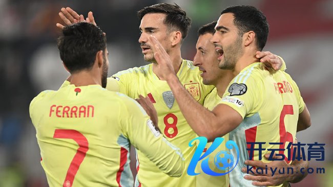 世初赛E组对决：西班牙vs土耳其