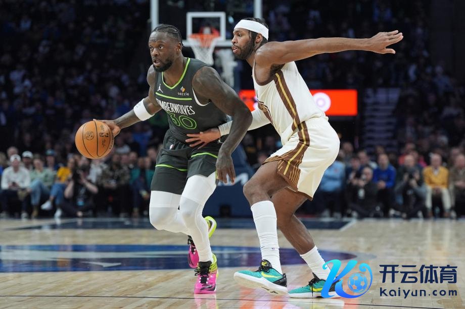 [图]兰德尔18+7戈贝尔15+17 丛林狼主场大捷骁雄体育集锦