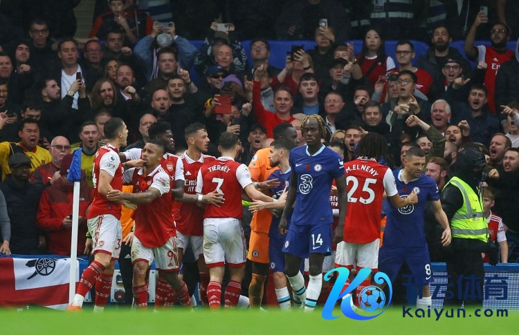 希勒：切尔西和阿森纳的比赛会充满炸药味，出现几张红牌也属泛泛